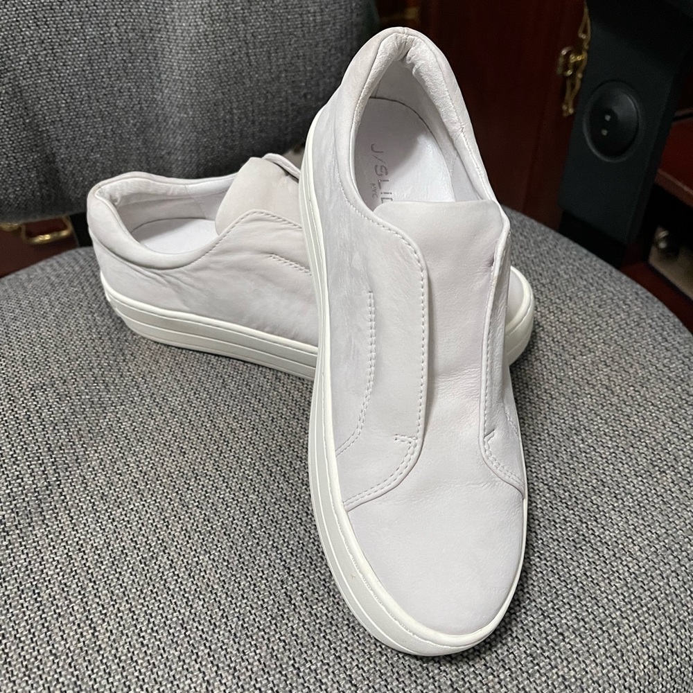 J slides white